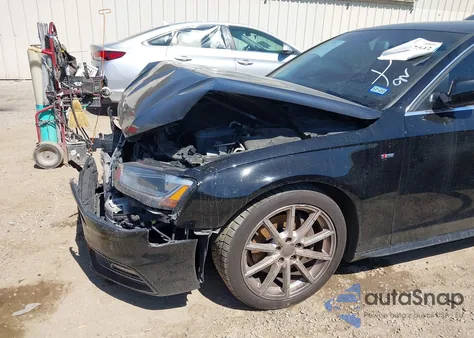 2015 Audi A4 2.0T Premium z USA, uszkodzony, nr VIN WAUFFAFL7FN024059